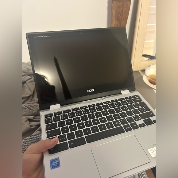 ACER laptop - Picture 4 of 5